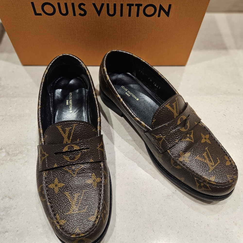 Louis Vuitton Classic Loafers for Women
